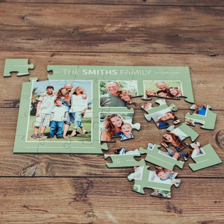 El Puzzle personalizado con fotografía es el regalo perfecto para sorprender y emocionar. Personalízalo con tus imágenes o textos favoritos, elige el tamaño y número de piezas, y crea un recuerdo único lleno de diversión y significado.