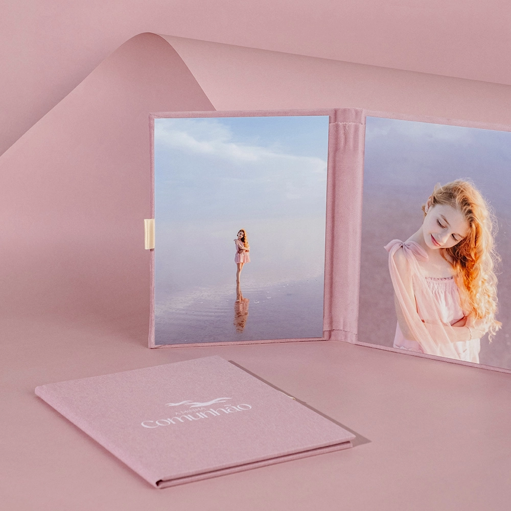 El Folio Fotográfico de Diseño Premium Personalizado es una forma elegante y atemporal de conservar los recuerdos más importantes.