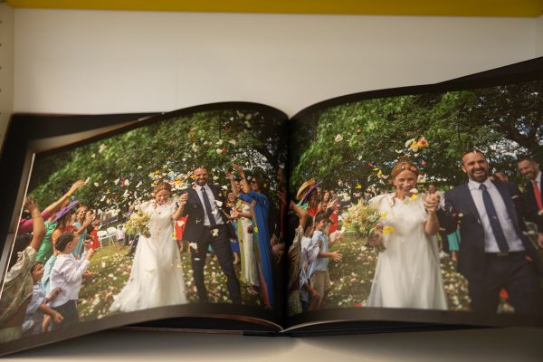 La Colección de Álbum de Boda Natural combina la tranquilidad de la naturaleza con la elegancia rústica, creando un álbum único que destaca por su belleza y durabilidad. Perfecto para parejas que buscan un diseño auténtico, este álbum fusiona materiales nobles con acabados de calidad superior.