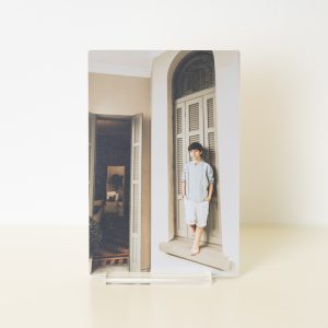 Con su estructura de aluminio ligero y resistente, el marco dibond es ideal para impresiones UV de alta calidad.