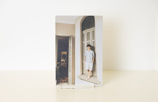 Con su estructura de aluminio ligero y resistente, el marco dibond es ideal para impresiones UV de alta calidad.