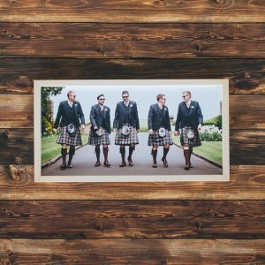 La sencillez define la estética del Marco Flybox Nature, convirtiéndolo en una opción versátil y encantadora para cualquier espacio.