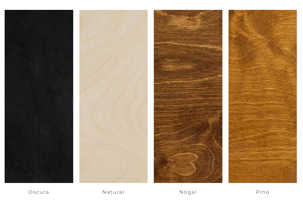 El Álbum de Fotos de Boda Personalizado con Cubierta de Madera Natural combina la calidez de los materiales nobles con un acabado profesional y duradero.