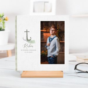 Álbum de Fotos de Primera Comunión Artesanal con Diseño Único y Detalles Premium
